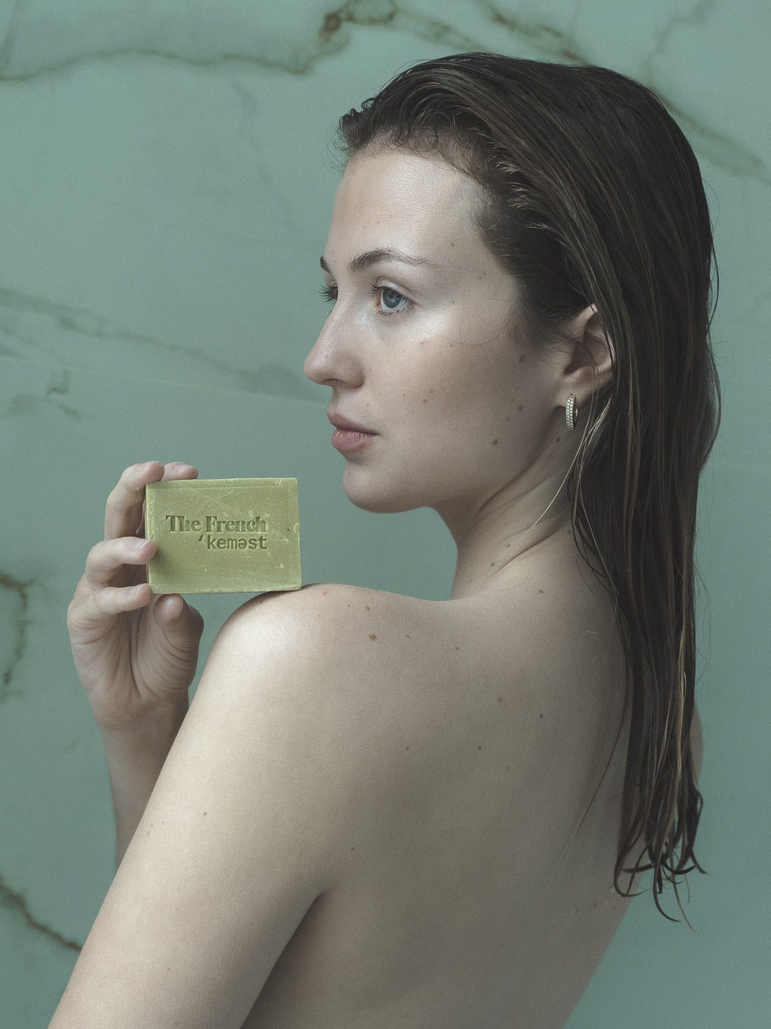 Bar Soap vs Body Wash: What Actually Matters